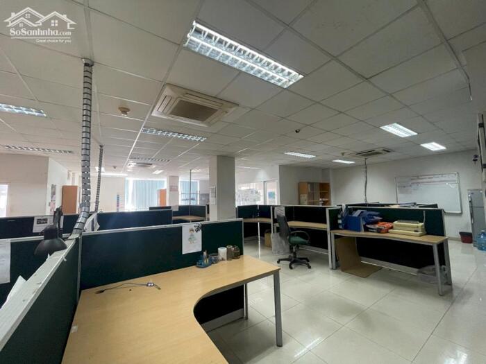 Hình ảnh Cho thuê nguyên tòa nhà 35/ đường D5, Q. Bình Thạnh. DT 1200m2 4