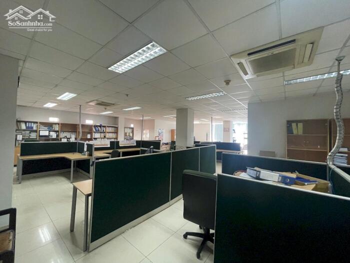 Hình ảnh Cho thuê nguyên tòa nhà 35/ đường D5, Q. Bình Thạnh. DT 1200m2 5