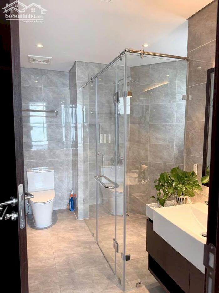 Hình ảnh Bán cắt lỗ 500Tr căn hộ 2PN 53m2 view Biển chung cư The Sapphire S2, trung tâm du lịch Hạ Long. 5