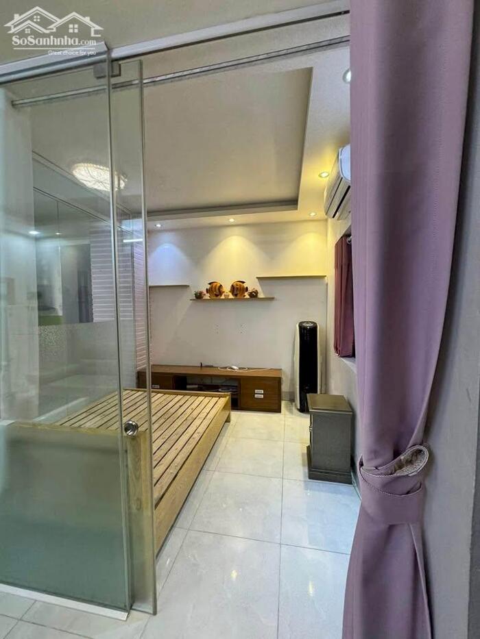 Hình ảnh Chính chủ chuyển sinh sống, bán căn 2Pn 54m2 chung cư SUNRISE, trung tâm du lịch Bãi Cháy, Hạ Long. 4