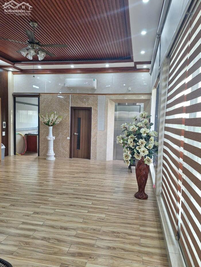 Hình ảnh Cho thuê nhà có sân vườn + kho xưởng mặt phố Ngọc Thụy, Long Biên, HN. Dt 550m2 0