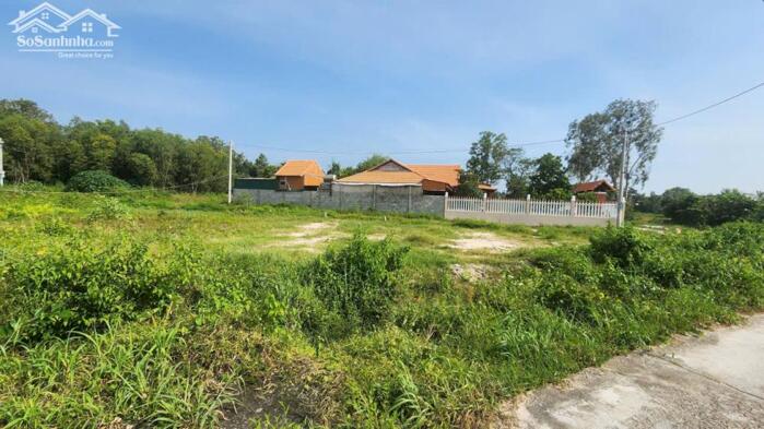 Hình ảnh chỉ 590 triệu sở hữu ngay 90m2 đất thổ cư gần biển LaGi, Bình Thuận. 2 mặt tiền đường ôtô 4