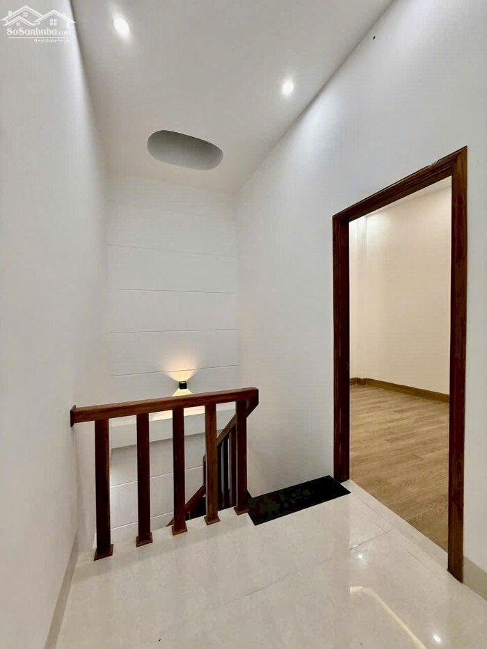 Hình ảnh Cặp Nhà Trệt Lầu hẻm 311 đường Nguyễn Văn Cừ - Gần Cao đẳng Y Tế & ĐH Công Nghệ 7