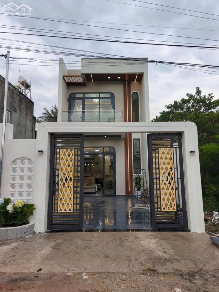 Hình ảnh Chủ ngộp ngân hàng cần bán gấp căn nhà lầu giảm 400tr còn 1t950 0