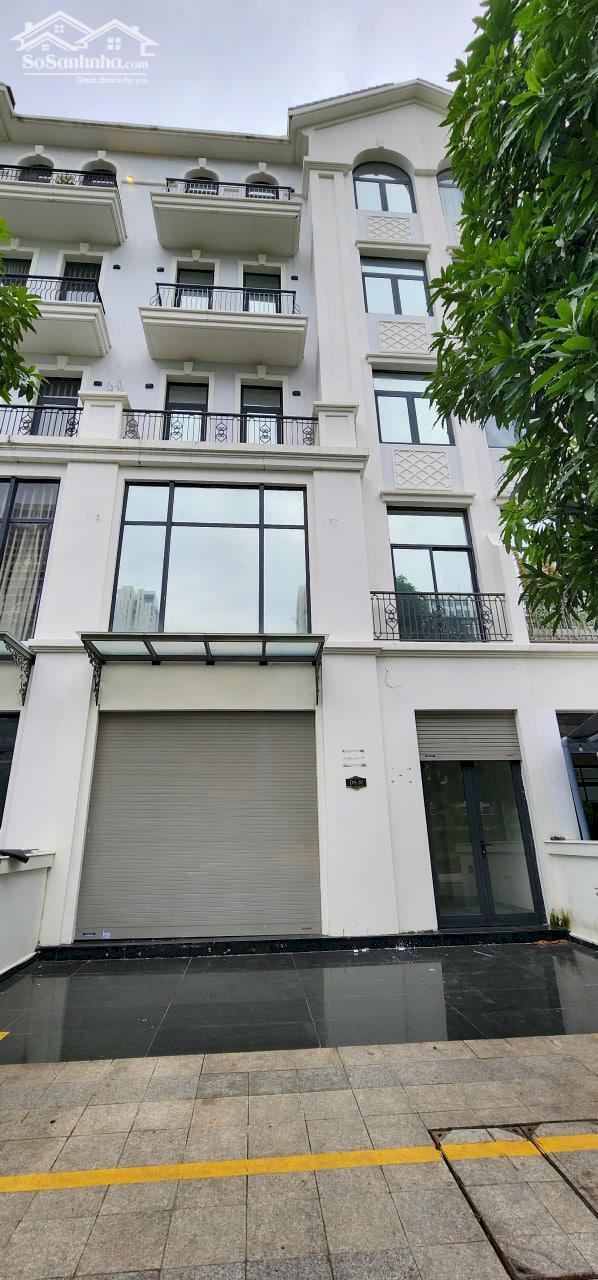 Hình ảnh Cho thuê căn nhà phố trục D9 Vinhomes Grand Park, đã hoàn thiện trục đường đẹp đông đúc nhất dự án 4