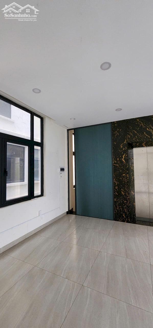 Hình ảnh Cho thuê căn nhà phố trục D9 Vinhomes Grand Park, đã hoàn thiện trục đường đẹp đông đúc nhất dự án 5