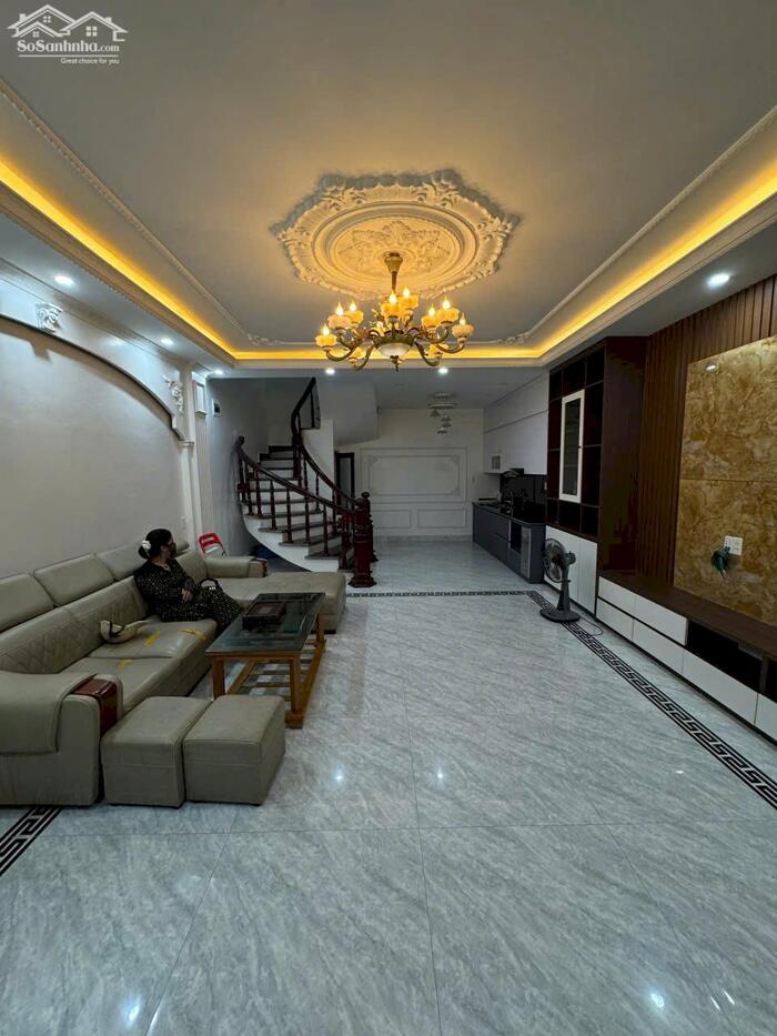 Hình ảnh Cho thuê nhà ở Văn Cao - Hải An - Hải PHòng - 4 ngủ đồ cơ bản 0