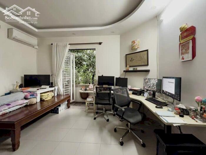 Hình ảnh Biệt thự mini ngang 8m 120m2 mái Thái hẻm 183 Nguyễn Văn Khối tặng sân vườn ĐL 13 tỷ hơn 9