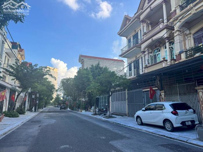 Hình ảnh Bán đất mặt phố Đoàn Thị Điểm, Liên bảo, Vĩnh yên. Gần mọi tiện ích 1