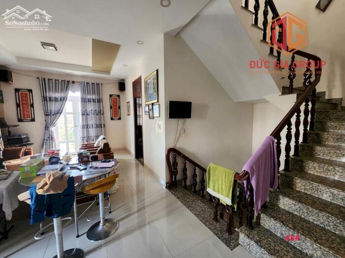 Hình ảnh Bán nhà khu dân cư Tân Phong, căn góc 2 mặt tiền đường; sổ hồng 195m2 ngang 10m giá 11.2 tỷ 8