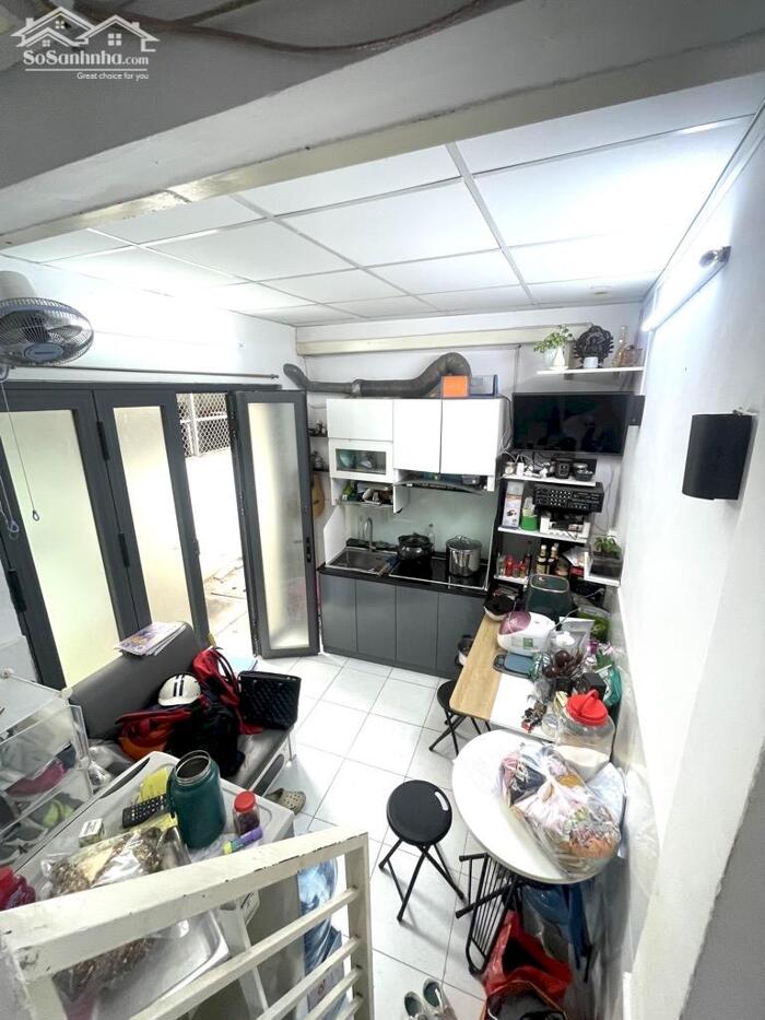 Hình ảnh Bán nhà hẻm thông CMT8 2PN hơn 1 tỷ SHR 2