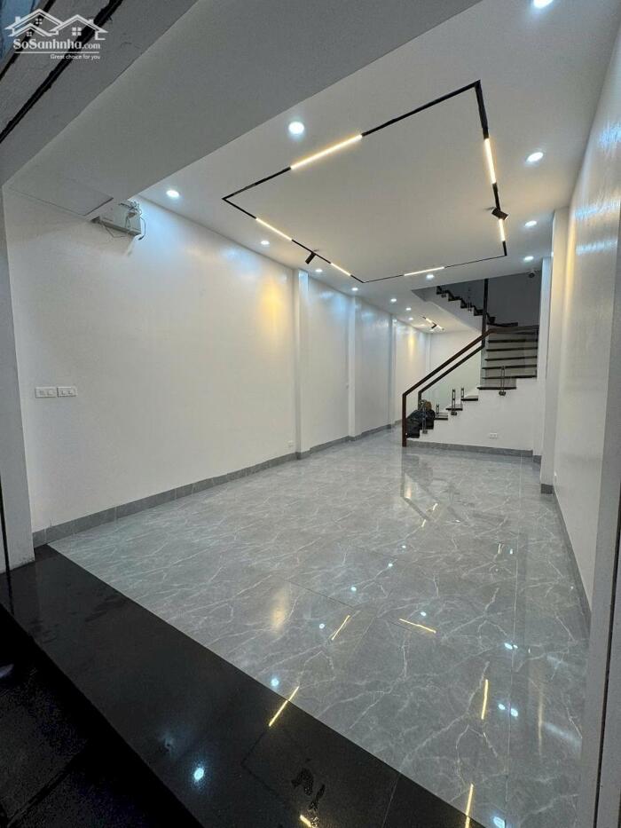 Hình ảnh Bán Nhà P/Lô Ô Tô Phố Cầu Giấy 48m2-6T Ở Ngay 15,8 Tỷ Cầu Giấy Có Thương Lượng. 3