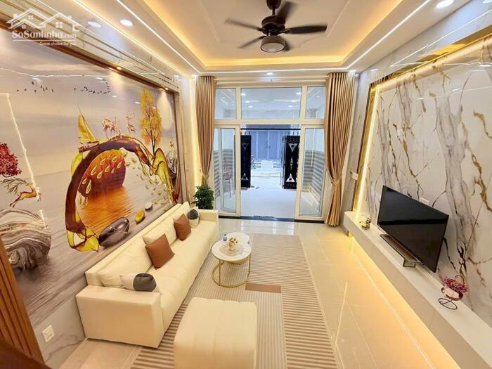 Hình ảnh Bán nhà Lương Định Của 40m2 vị trí đẹp ngõ thông thang máy 8.5 tỷ 0