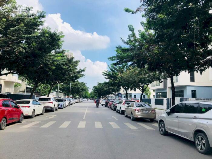 Hình ảnh BIỆT THỰ GẦN CÔNG VIÊN – KHÔNG GIAN SỐNG XANH GIỮA LÒNG ĐÔ THỊ – CHỈ VIỆC VỀ Ở 8