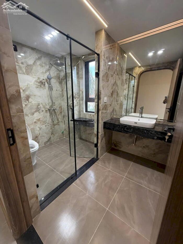 Hình ảnh Bán Nhà Nguyễn Văn Hưởng - Gara - Ô tô tránh - Kinh doanh văn phòng - 55m x 7T. 8