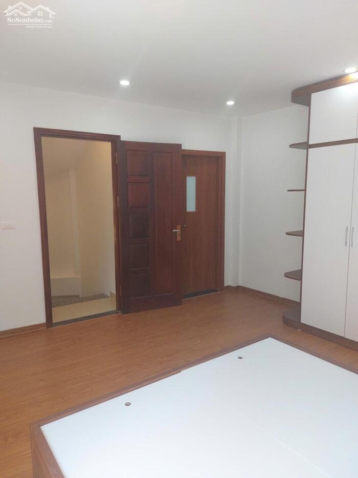 Hình ảnh Bán Nhà Thạch Bàn, Long Biên 33m2, 5T chỉ 6,1 tỷ (ngõ thoáng, ô tô cách 10m) 2