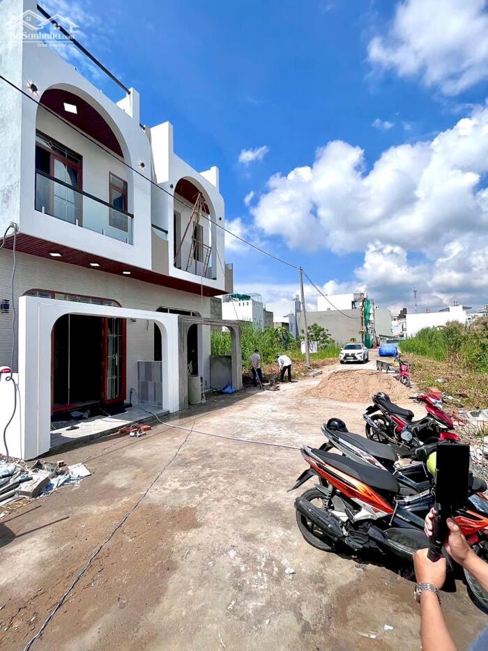 Hình ảnh Nhà Trệt Lầu hẻm 388Z đường Nguyễn Văn Cừ - Cách KDC Đại Ngân 100m 1