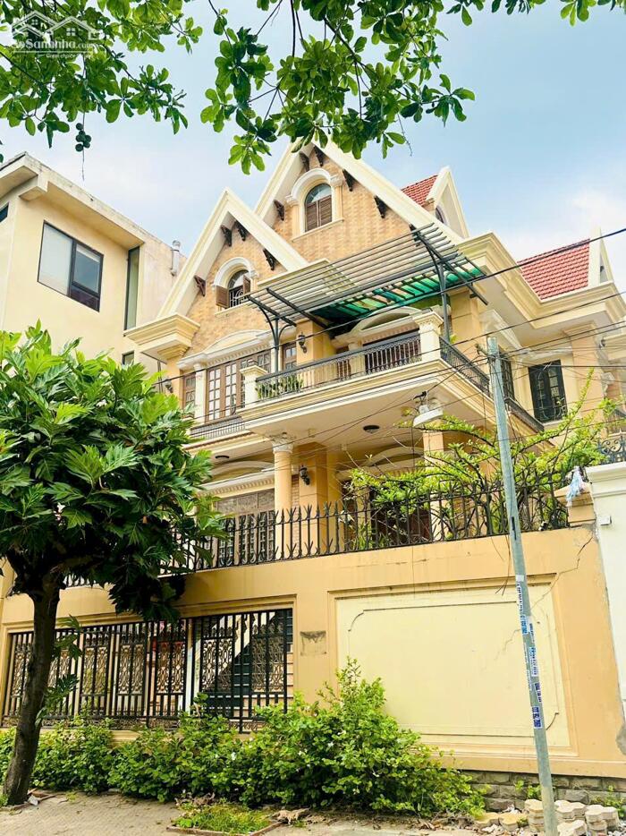 Hình ảnh Bán Biệt Thự Thảo Điền 4 Tầng DT:382m2(15mx26m) Vị Trí Đẹp-Giá 90 Tỷ Thương Lượng 1