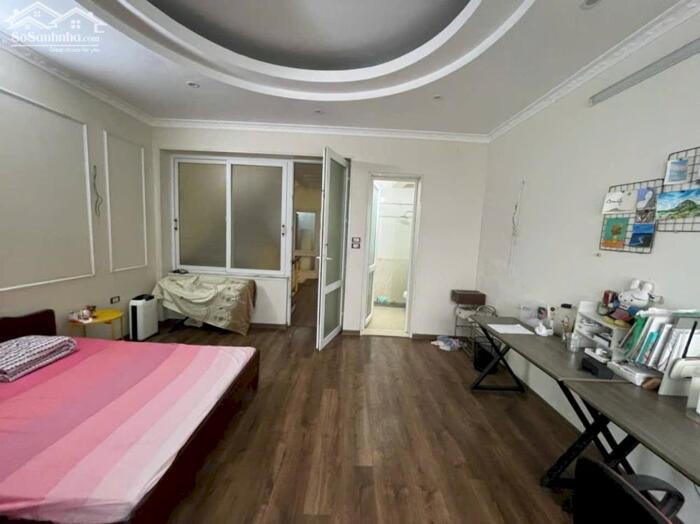 Hình ảnh Bán Nhà Mặt Phố Trung Kính Cầu Giấy 89m2-5T MT5,2m 2 Vỉa Hè 48,5 Tỷ Có Thương Lượng. 1