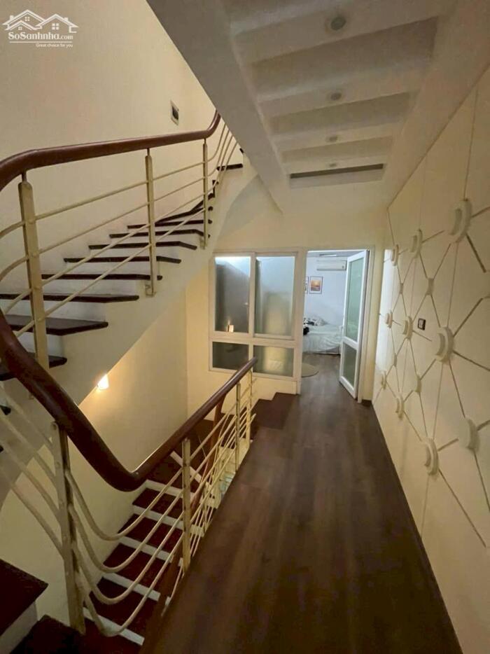 Hình ảnh Bán Nhà Mặt Phố Trung Kính Cầu Giấy 89m2-5T MT5,2m 2 Vỉa Hè 48,5 Tỷ Có Thương Lượng. 3