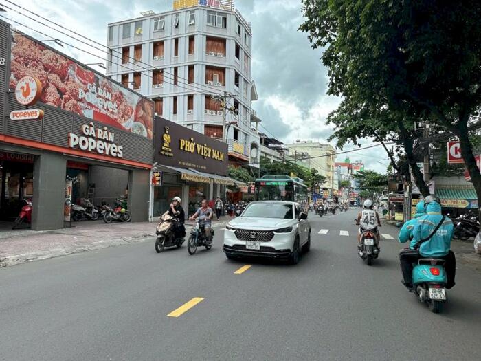 Hình ảnh Bán đất xây nhà cao tầng 112m2 HXH Dương Quảng Hàm ngang 4m sát Bình Thạnh nhỉnh 11 tỷ 5