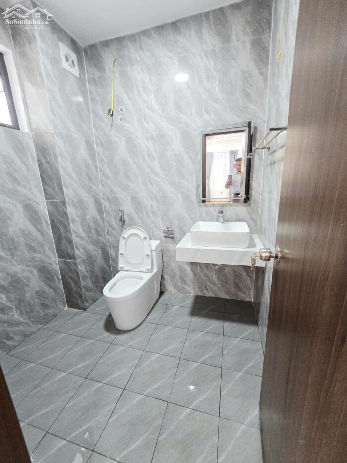 Hình ảnh Bán Nhà Thạch Bàn - Lô góc - 2 Mặt thoáng - Full Nội Thất. 45m x 5T. Lh 0965858116 7