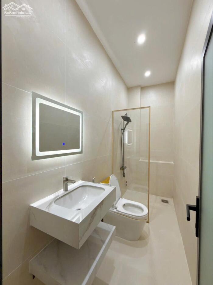 Hình ảnh Nhà 1 Trệt 2 Lầu số 28 đường D3 KDC Hồng Loan - ngay gần cổng BV Nam Cần Thơ 9