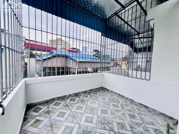 Hình ảnh Bán nhà mới phân lô phố Giảng Võ, 30m2, Gần Chợ Thành Công, Ngõ rộng thoáng, Chỉ 7,98 Tỷ, Sổ Đỏ CC 4