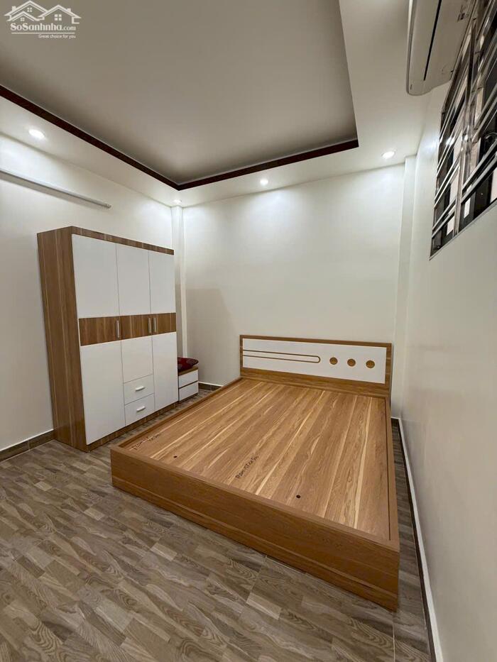 Hình ảnh Cho thuê nhà Văn Cao, DT: 45m2, 3 p.ngủ full đồ. 8