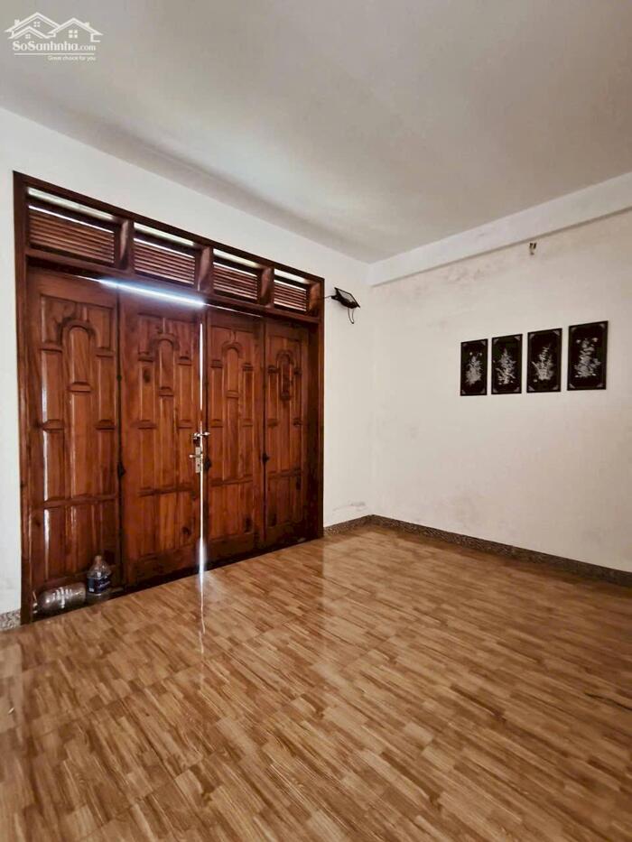 Hình ảnh Chính chủ gửi bán nhà 3 tầng MT đường Đào Nguyên Phổ.P Thanh Khê Đà Nẵng. 3