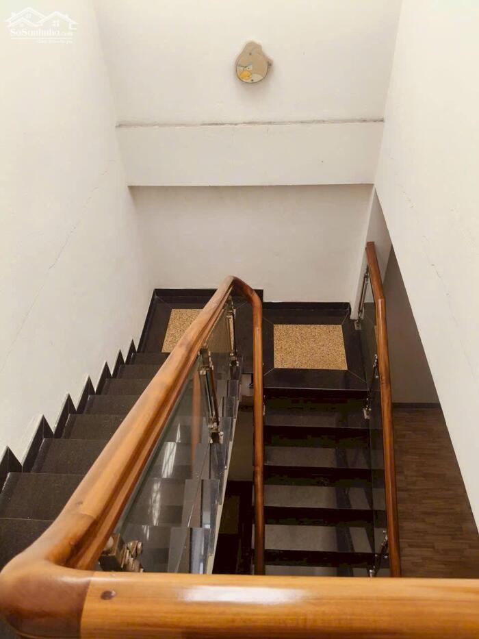 Hình ảnh Chính chủ gửi bán nhà 3 tầng MT đường Đào Nguyên Phổ.P Thanh Khê Đà Nẵng. 4