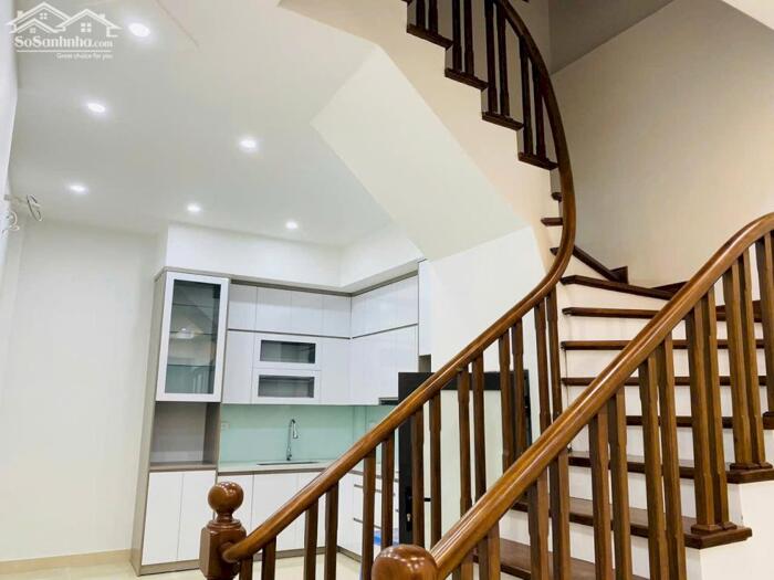 Hình ảnh Hoàng Văn Thái - Bán nhà phân lô quân đội giá rẻ 2