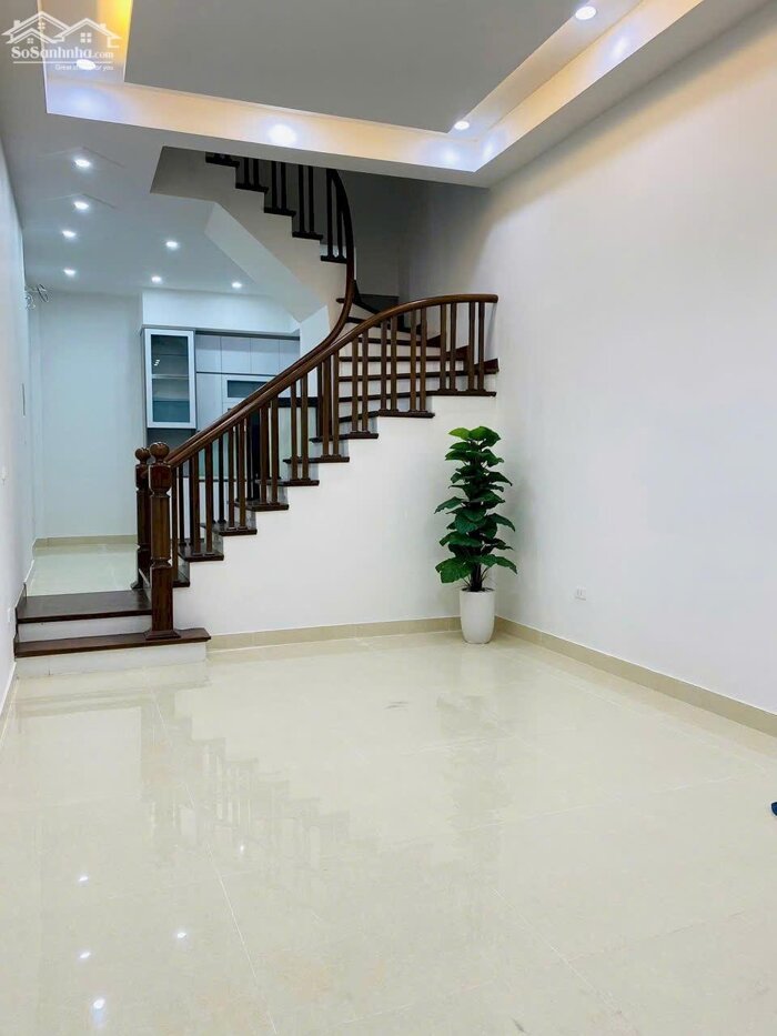 Hình ảnh Hoàng Văn Thái - Bán nhà phân lô quân đội giá rẻ 4