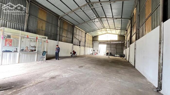Hình ảnh CHO THUÊ XƯỞNG 400m2 GIÁ 35tr MẶT TIỀN ĐƯỜNG LỚN 2