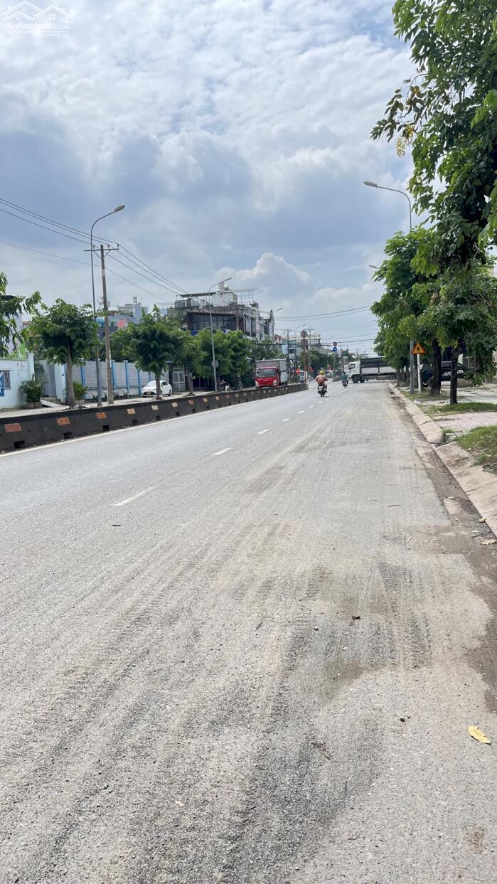 Hình ảnh KẸT TIỀN CẦN BÁN GẤP NHÀ XƯỞNG 1528m2 ĐẤT SKC TẠI Q12 2