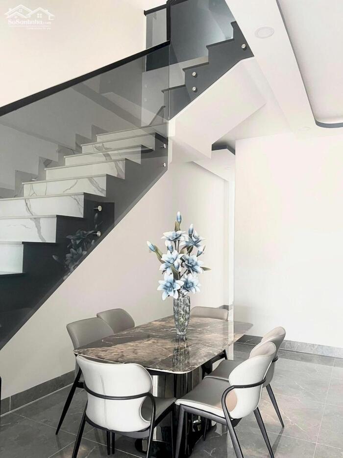 Hình ảnh Bán Nhà Kiến Trúc Hiện Đại – 03 Tầng – TĐC Ngọc Hiệp – Nha Trang 2