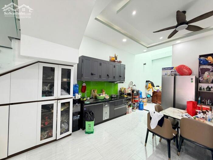 Hình ảnh Bán Nhà 3 Tầng Hẻm Nguyễn Khuyến – Bắc Nha Trang 3