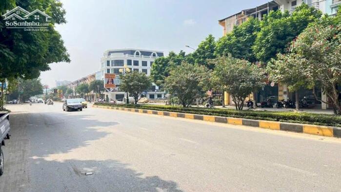 Hình ảnh Bán nhà 3 tầng mặt đường Trần Phú, khu đô thị Chùa Hà Tiên, Vĩnh Yên, Vĩnh Phúc. 1