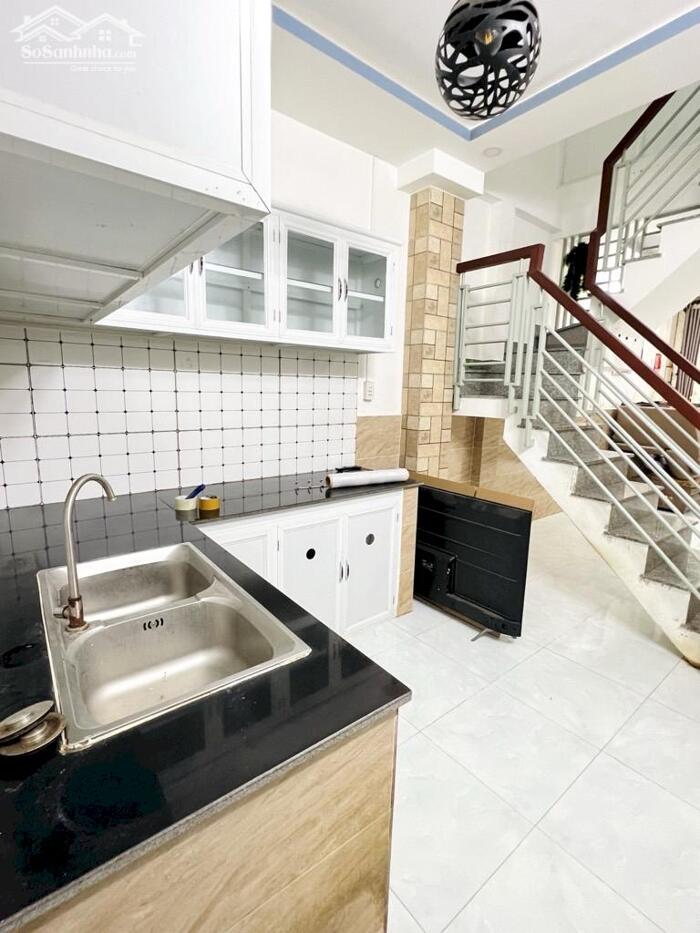 Hình ảnh Bán nhà 30m2 Ni Sư Huỳnh Liên Sổ vuông nhỉnh 3 tỷ 2