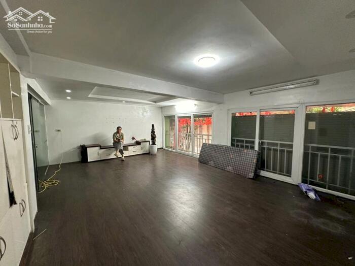 Hình ảnh Cho thuê văn phòng tại Nguyễn Xiển - Giá rẻ ô tô đỗ cửa, 55m2 xung quanh nhiều tiện ích 0