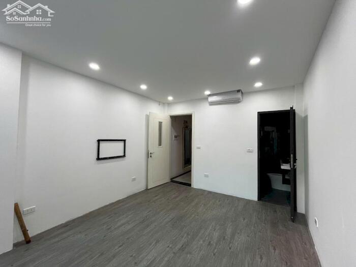 Hình ảnh Cho thuê văn phòng tại Mỗ Lao - Hà Đông, ô tô đỗ cửa, giá siêu rẻ phù hợp nhiều mô hình vp 2