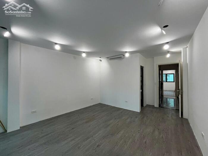 Hình ảnh Cho thuê văn phòng tại Mỗ Lao - Hà Đông, ô tô đỗ cửa, giá siêu rẻ phù hợp nhiều mô hình vp 5