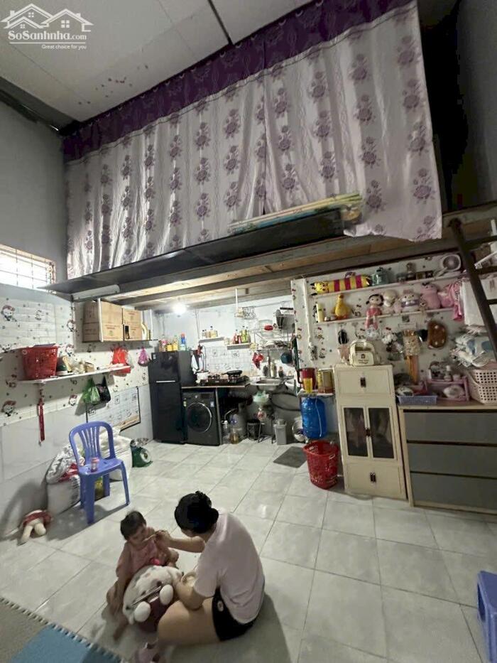 Hình ảnh Bán đất tặng nhà C4 ngang 10m 240m2 hẻm 496 Dương Quảng Hàm tiện xây mới 21 tỷ hơn. 5