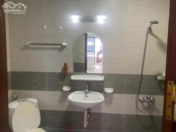 Hình ảnh cho thuê chung cư 17T9 Hoàng Đạo Thúy, 107m, 3 phòng ngủ, đồ cơ bản 16 triệu 6