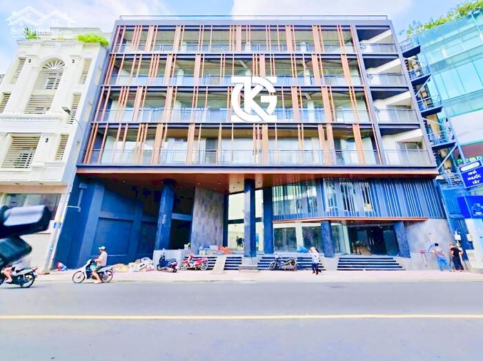 Hình ảnh Cho Thuê Toà Nhà Mặt Tiền: 92 Út Tịch - Quận Tân Bình - Ngang 25m 0