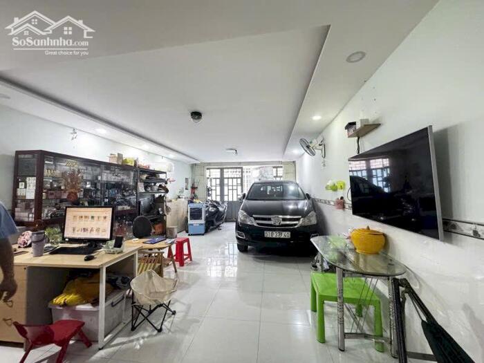 Hình ảnh Hàng HIẾM GÒ VẤP nhà 3 tầng 75m2 HXT ngang to 5m gần mặt tiền Lê Đức Thọ chỉ 8.6 tỷ. 0