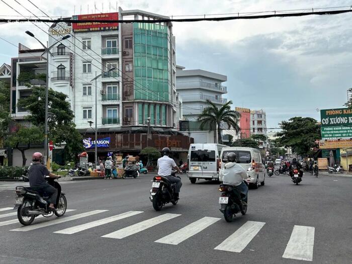 Hình ảnh Bán CHDV hẻm 12m Lê Đức Thọ 6 tầng có hầm ngang 7m 126m2 30PN TN 170tr ngay chợ 40 tỷ. 3