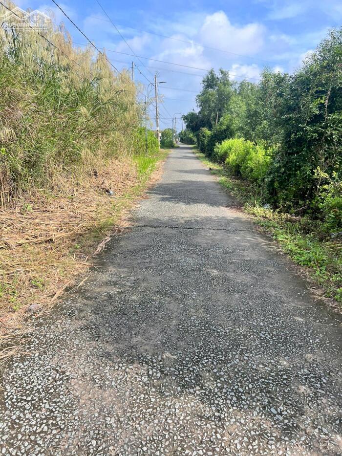 Hình ảnh Nền thổ cư 182m2 mt xe hơi xã Phước Đông giá ngộp cần bán lỗ 750tr 1