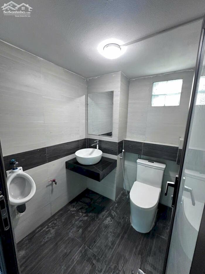 Hình ảnh Cho thuê sàn vp đẹp tại Khuất Duy Tiến - DT 55m2 giá rẻ view đẹp 0