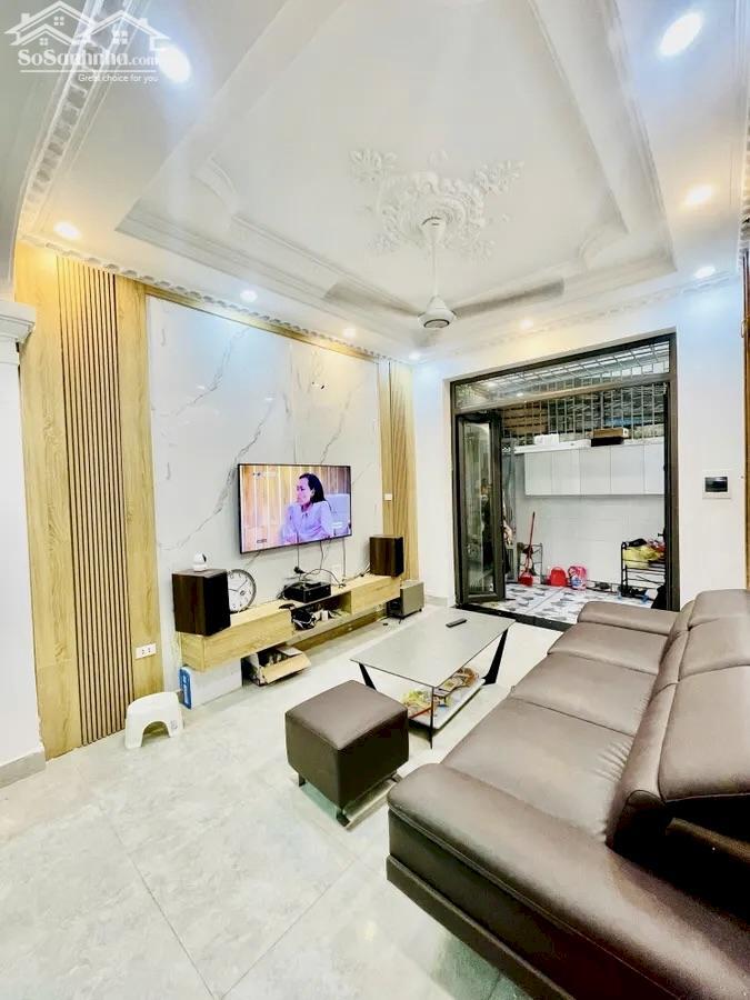 Hình ảnh Bán nhà Đường Láng - Trung tâm Đống Đa - Nhà đẹp ở ngay, Full Đồ, 3PN, Ngõ Nông, 8,5 Tỷ 1